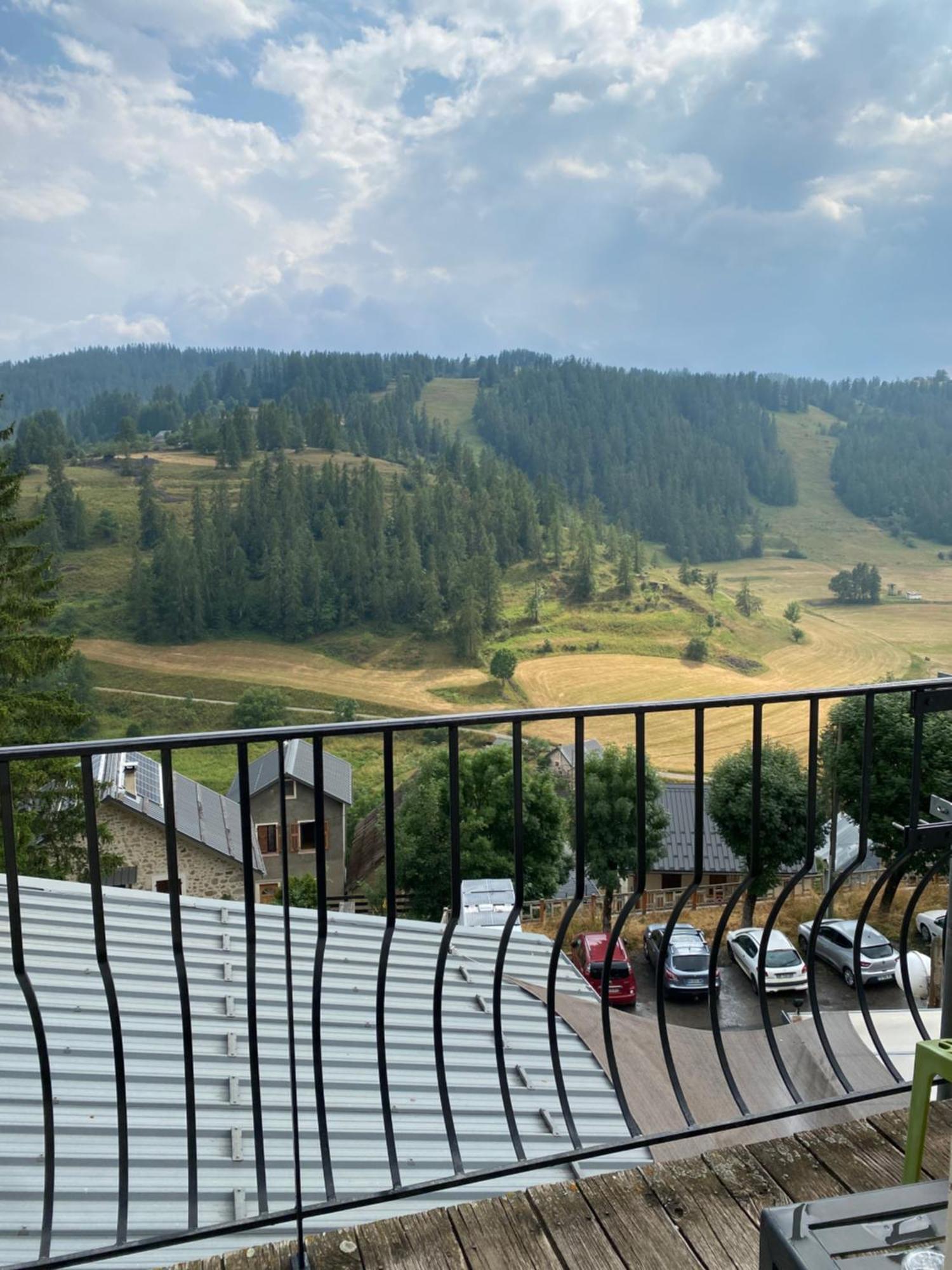 Hotel Genepi Beuil Exterior photo